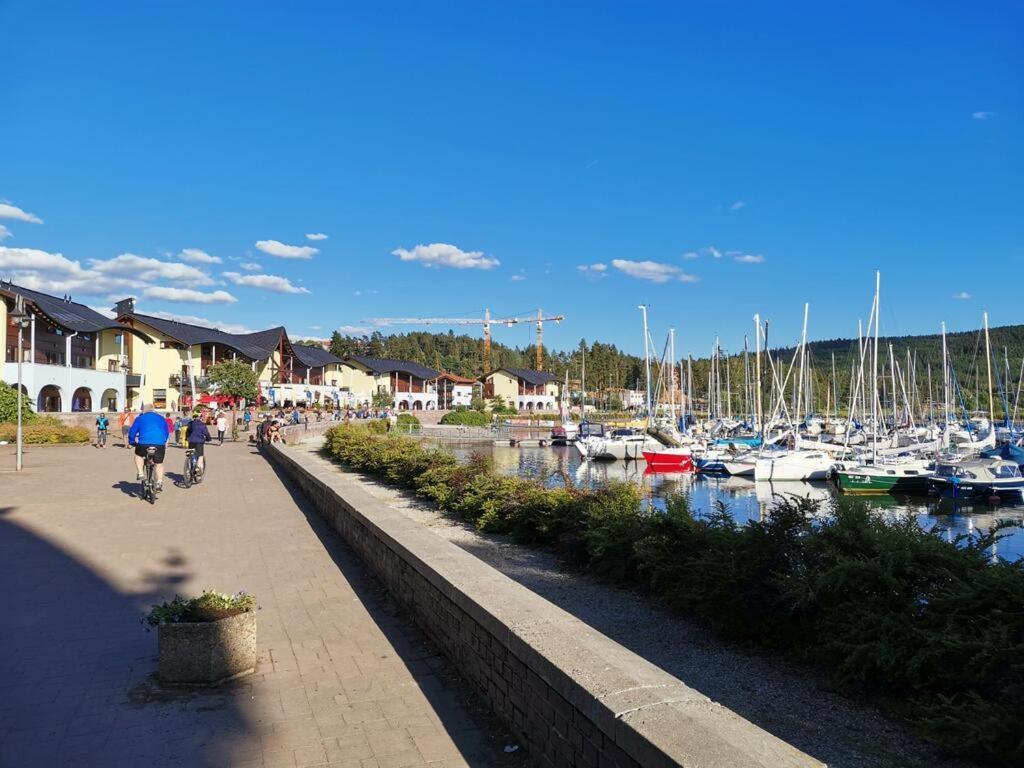 Ubytovani Na Jachte Hotel Lipno nad Vltavou Bagian luar foto