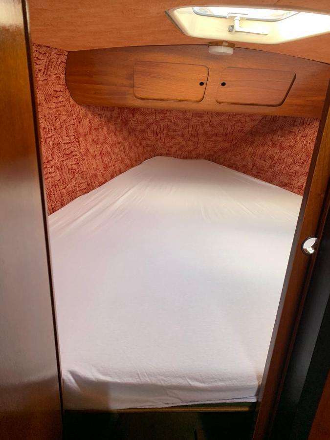 Ubytovani Na Jachte Hotel Lipno nad Vltavou Bagian luar foto